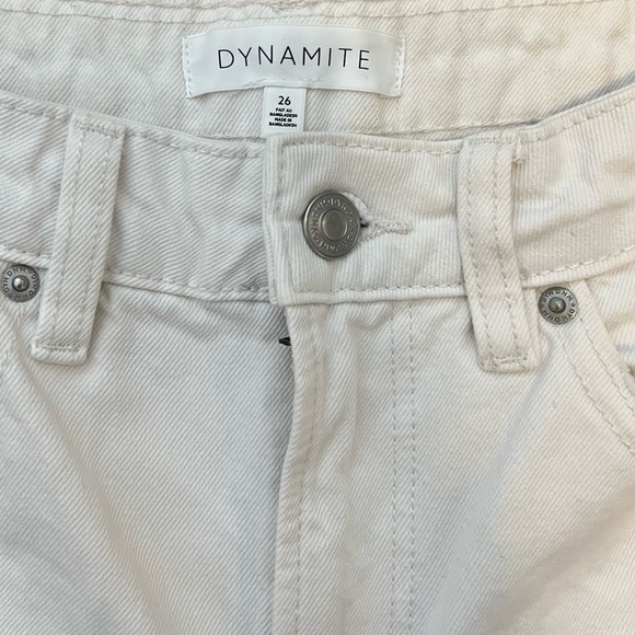 Dynamite White Denim Shorts - Picture 3 of 3